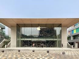 Cook took a 40% pay cut! Apple balances incentives with future growth